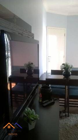 Apartamento à venda com 2 quartos, 74m² - Foto 3