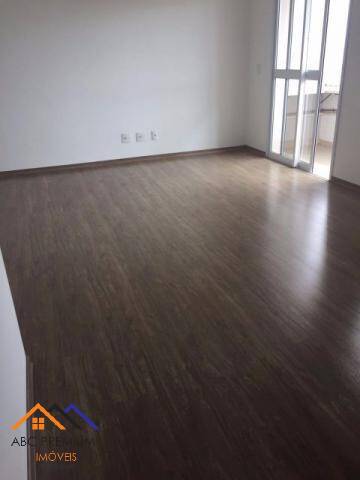 Apartamento à venda com 3 quartos, 70m² - Foto 2