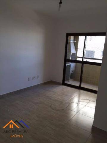 Apartamento à venda com 3 quartos, 90m² - Foto 1