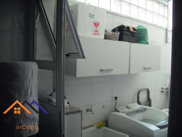 Apartamento à venda com 2 quartos, 72m² - Foto 4