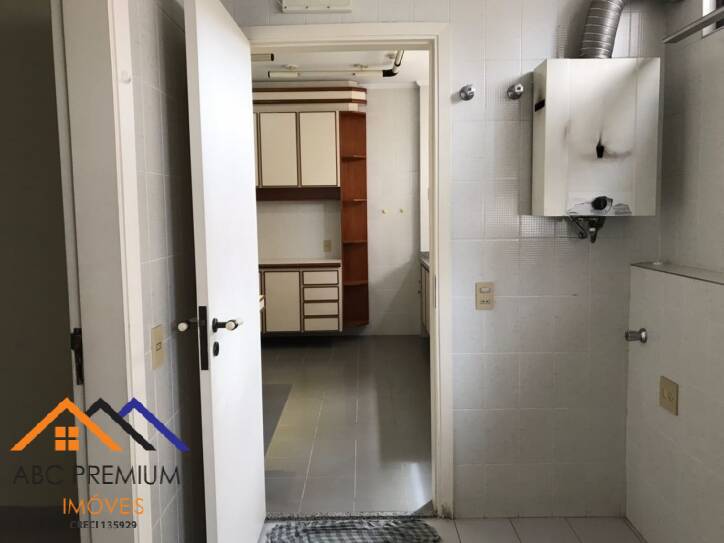 Apartamento à venda com 3 quartos, 157m² - Foto 10