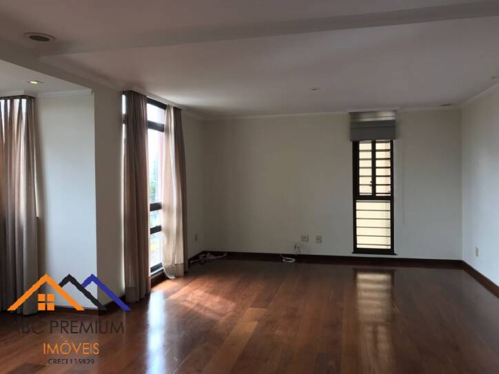 Apartamento à venda com 3 quartos, 157m² - Foto 8