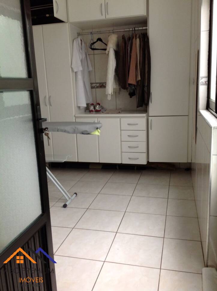 Apartamento à venda com 3 quartos, 105m² - Foto 8