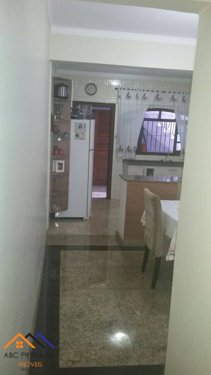 Casa à venda com 3 quartos, 185m² - Foto 3