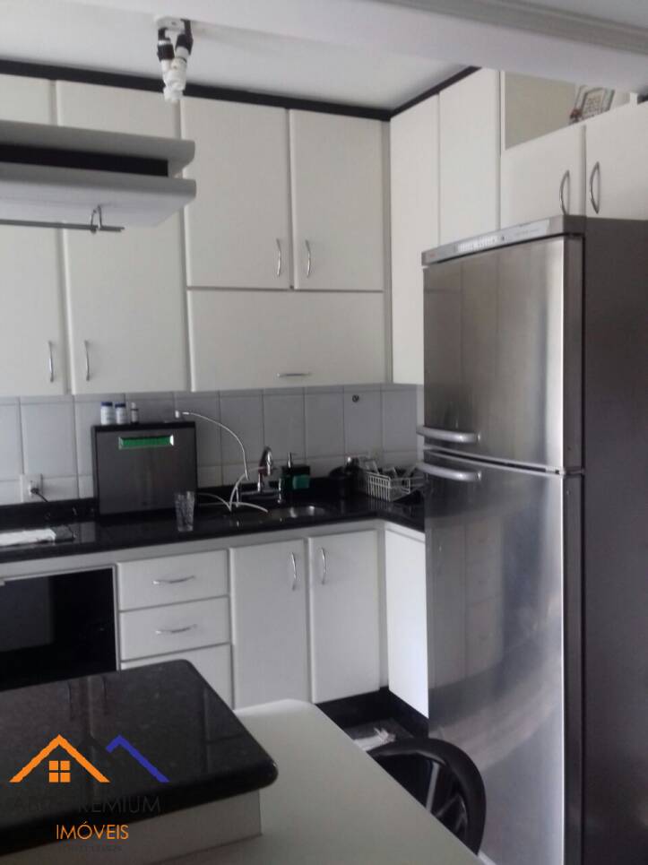 Apartamento à venda com 2 quartos, 76m² - Foto 14