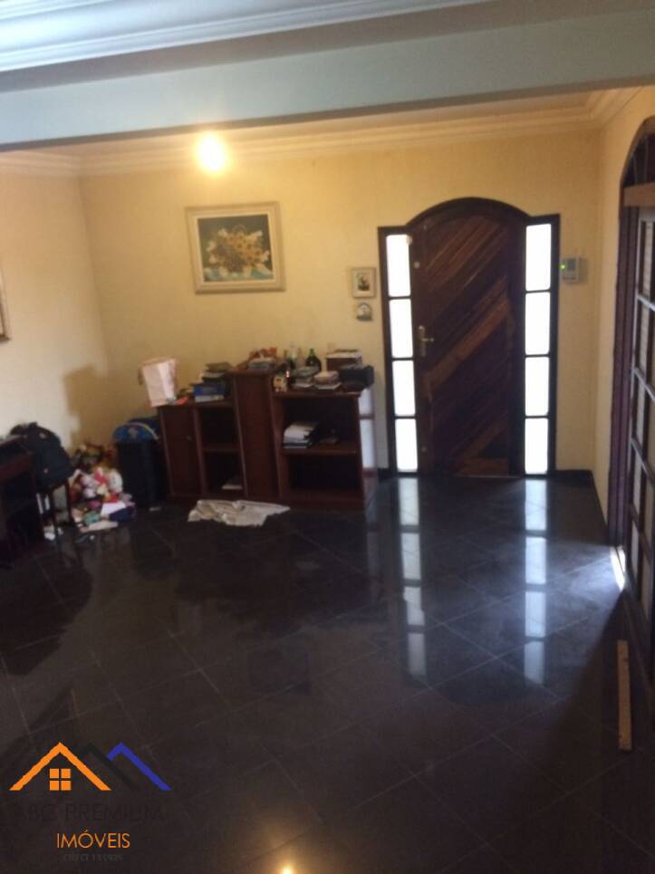 Sobrado à venda com 3 quartos, 346m² - Foto 3