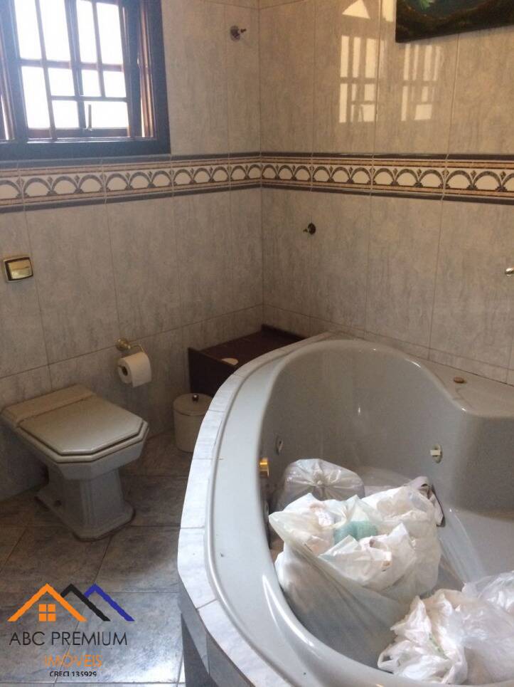 Sobrado à venda com 3 quartos, 346m² - Foto 15