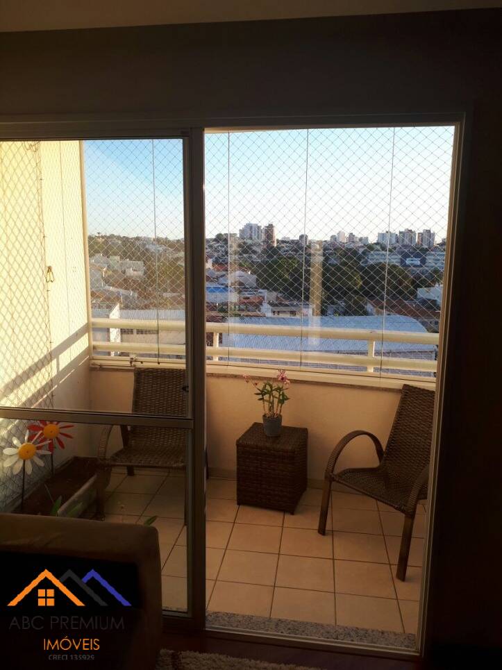 Apartamento à venda com 3 quartos, 93m² - Foto 4